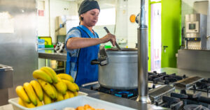 School Food Temperature Monitoring System